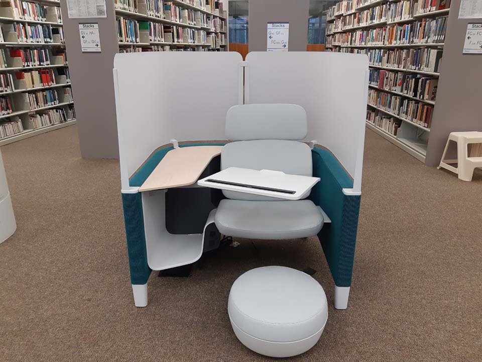 Study desk at the UFV Abbotsford Library