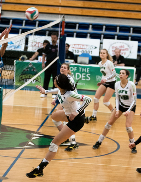 Women’s volleyball defends lofty national ranking