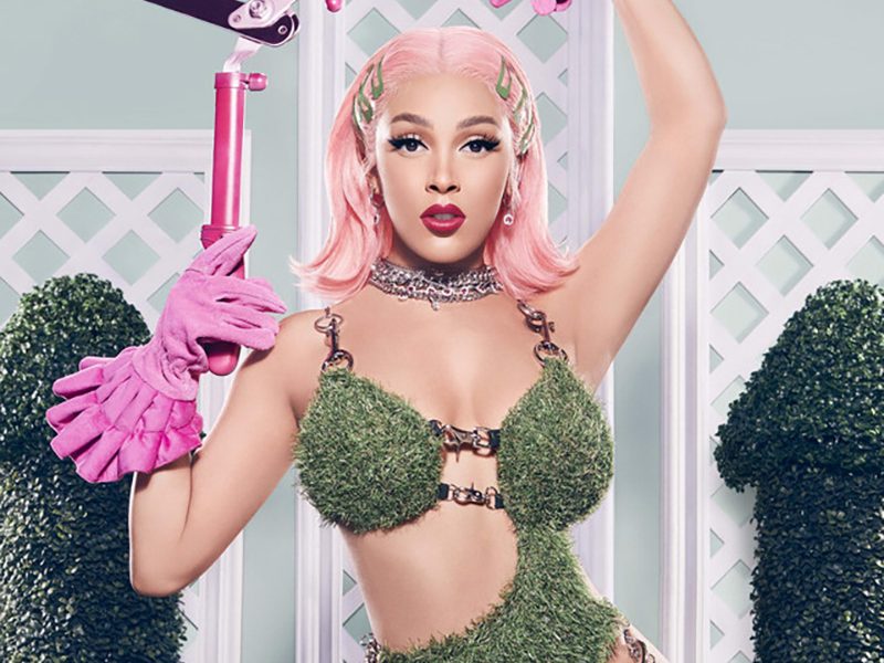 Doja Cat Refuses To Limit Herself With Hot Pink The Cascade 0693