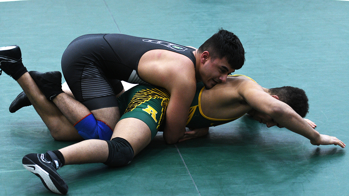 Wrestling shows strong performance in final tournament