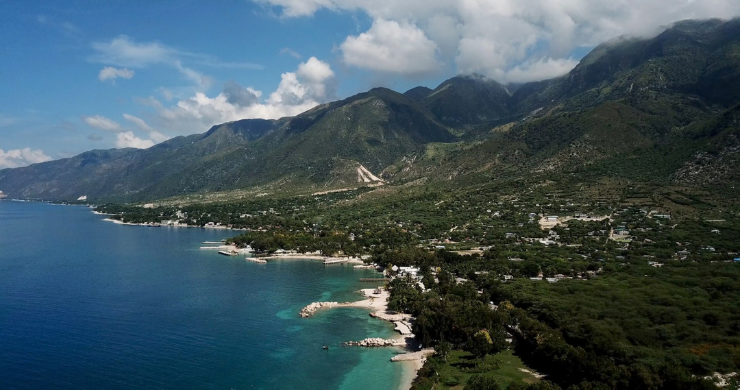Aeriel photo of the coastline in Haiti