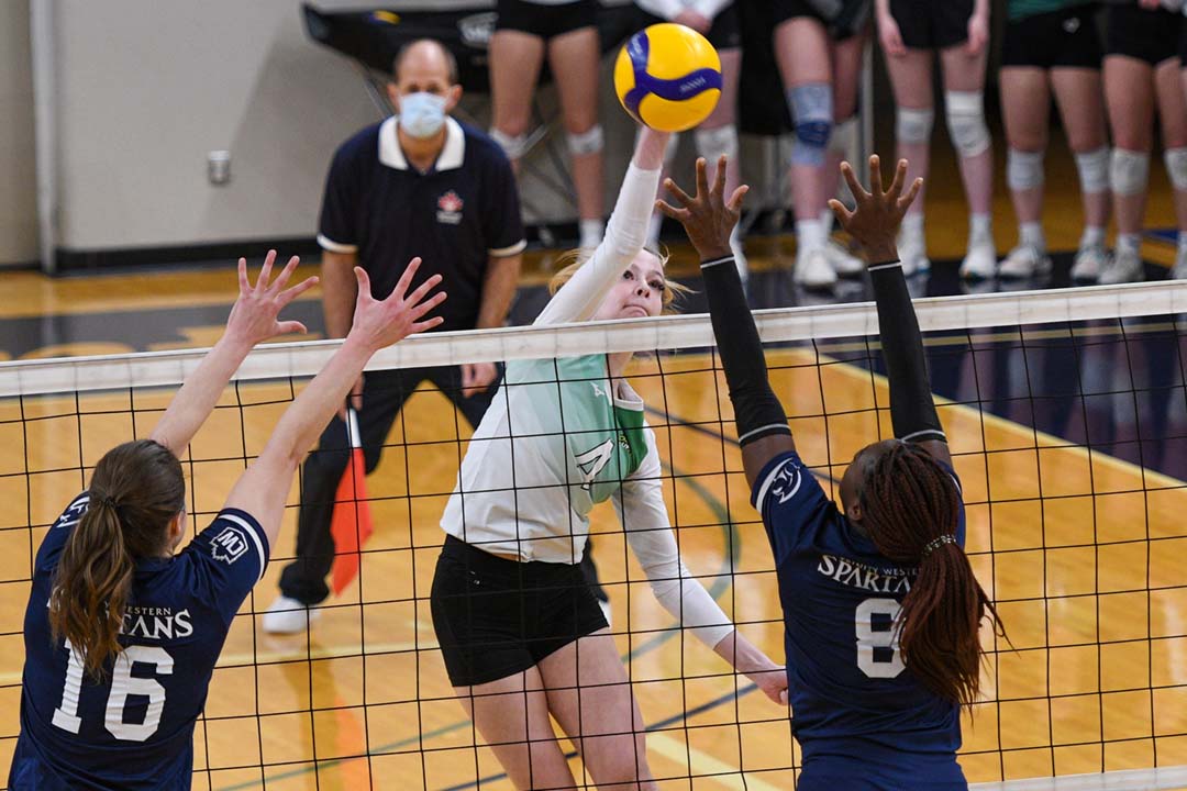 Near comebacks and strong halves for UFV volleyball, but still no cigars