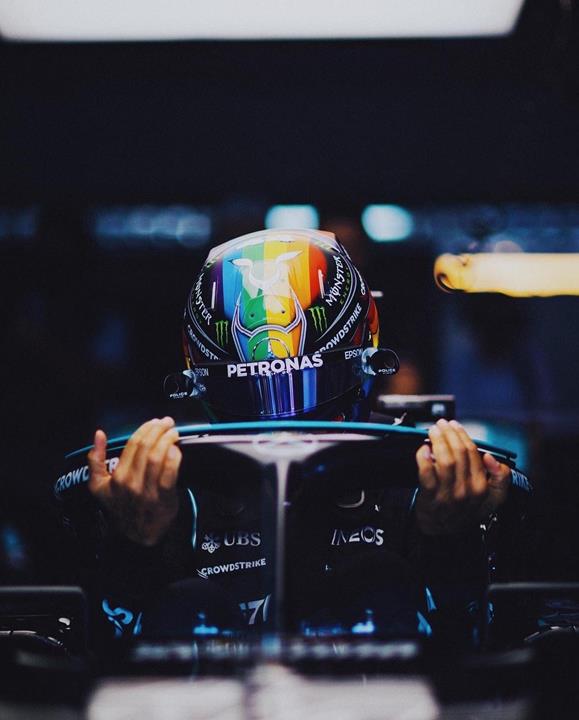 Lewis Hamilton's LGBTQ+ helmet he wore at the 2021 Qatar Grand Prix